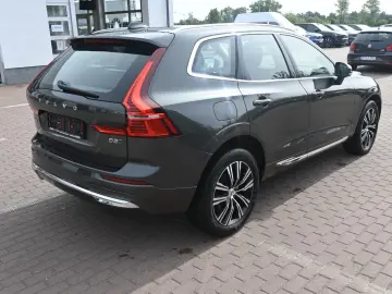 VOLVO XC60 B5 B Inscription AWD PDC AHK FSHZG