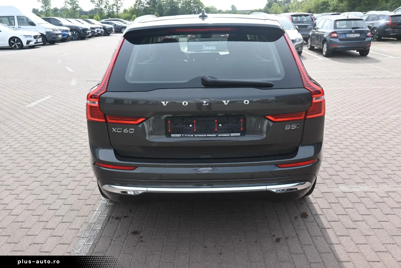 VOLVO XC60 B5 B Inscription AWD PDC AHK FSHZG