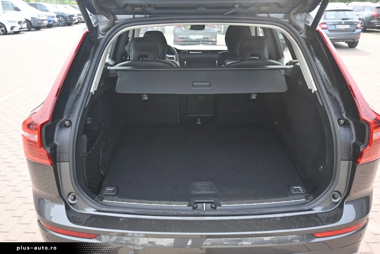 VOLVO XC60 B5 B Inscription AWD PDC AHK FSHZG