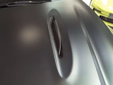 ASTON MARTIN DBX 707 Satinblack Carbon Ext&Int