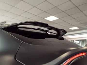 ASTON MARTIN DBX 707 Satinblack Carbon Ext&Int
