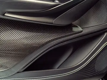 ASTON MARTIN DBX 707 Satinblack Carbon Ext&Int