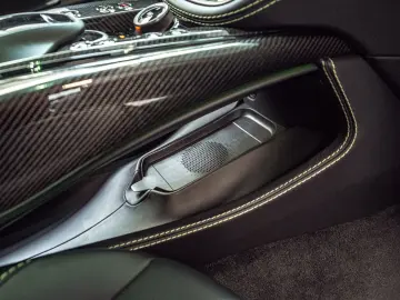 ASTON MARTIN DBX 707 Satinblack Carbon Ext&Int