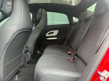 Mercedes-Benz CLA 200 AMG  PANO NIGHT DISTRO KEYLESS