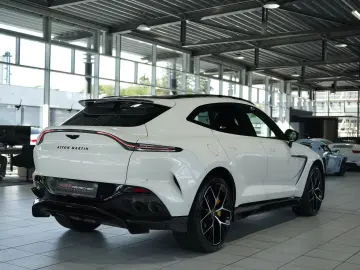 ASTON MARTIN DBX 707 4.0 V8  Carbon .  23