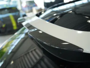 ASTON MARTIN DBX 707 4.0 V8  Carbon .  23