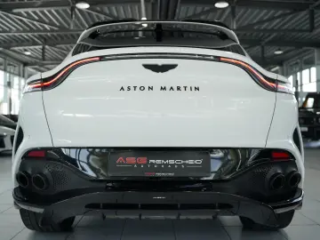 ASTON MARTIN DBX 707 4.0 V8  Carbon .  23