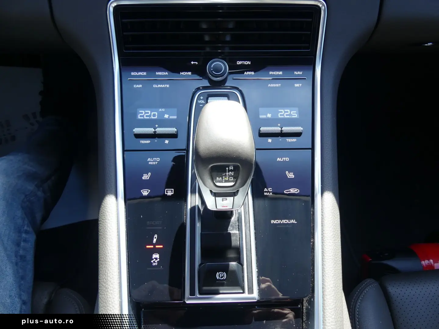 PORSCHE Panamera 4 E-Hybrid Executive PANO HUD CHRONO