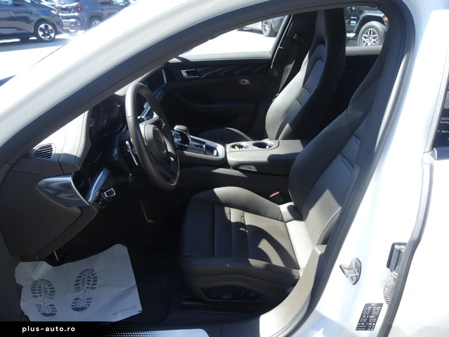 PORSCHE Panamera 4 E-Hybrid Executive PANO HUD CHRONO