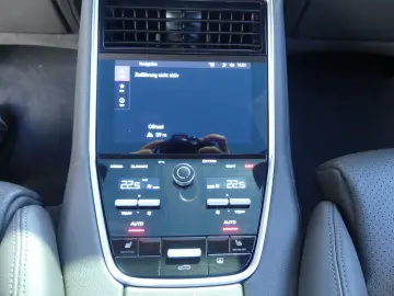 PORSCHE Panamera 4 E-Hybrid Executive PANO HUD CHRONO