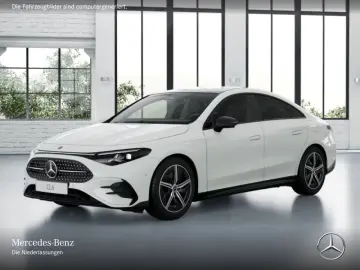 Mercedes-Benz CLA 200 AMG Pano Multibeam Distr. Night