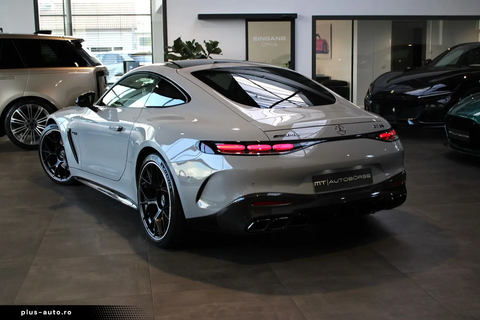 MERCEDES-BENZ AMG GT 63 4M  COUPE ALPINGRAU CARBON 21