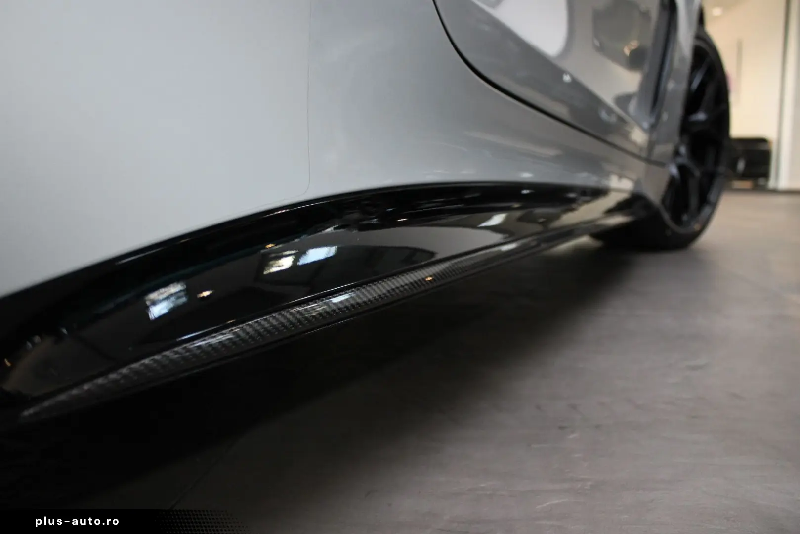 MERCEDES-BENZ AMG GT 63 4M  COUPE ALPINGRAU CARBON 21