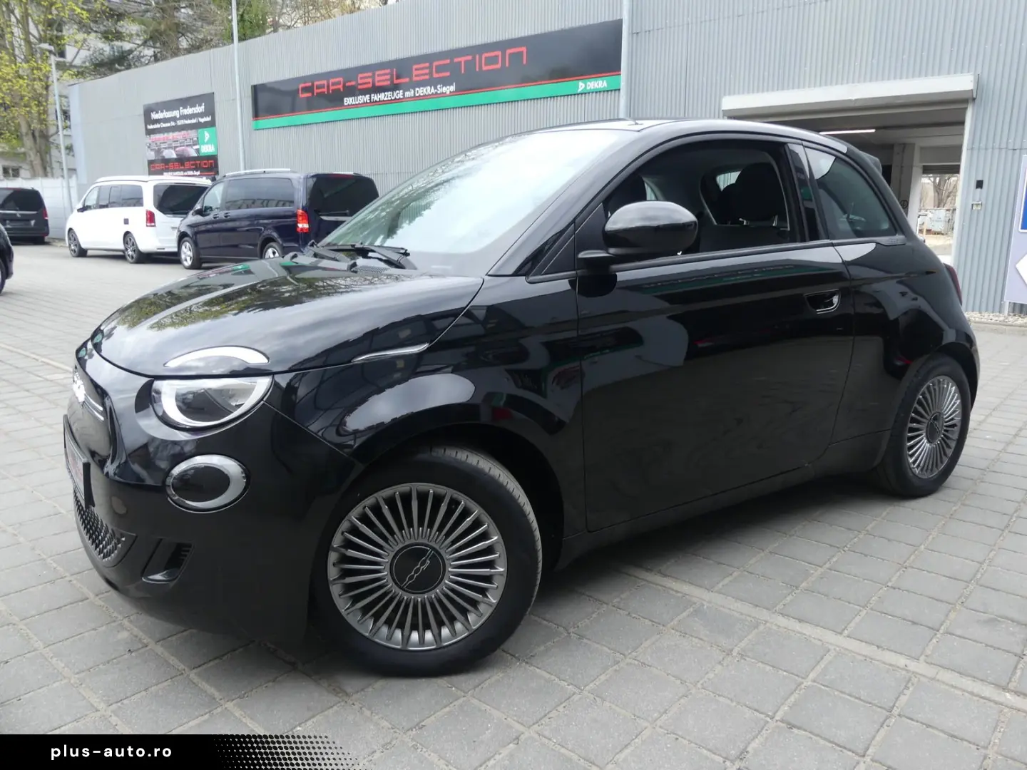 FIAT 500e Icon 70 KW NAVI DAB SPURHALT