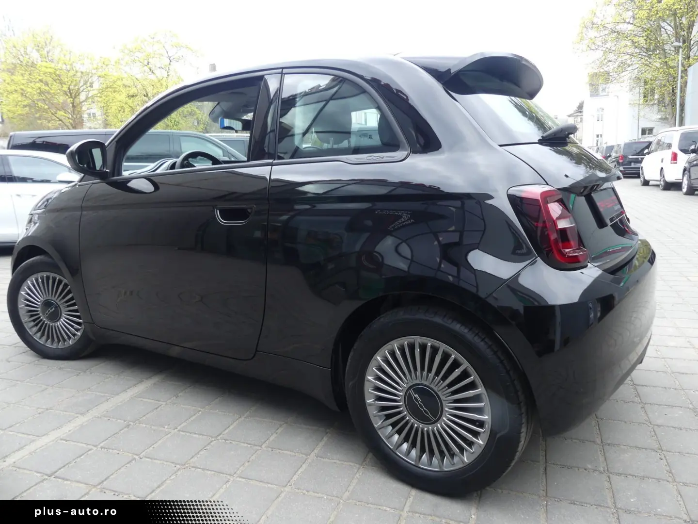 FIAT 500e Icon 70 KW NAVI DAB SPURHALT