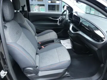 FIAT 500e Icon 70 KW NAVI DAB SPURHALT