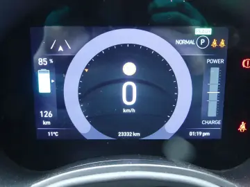 FIAT 500e Icon 70 KW NAVI DAB SPURHALT