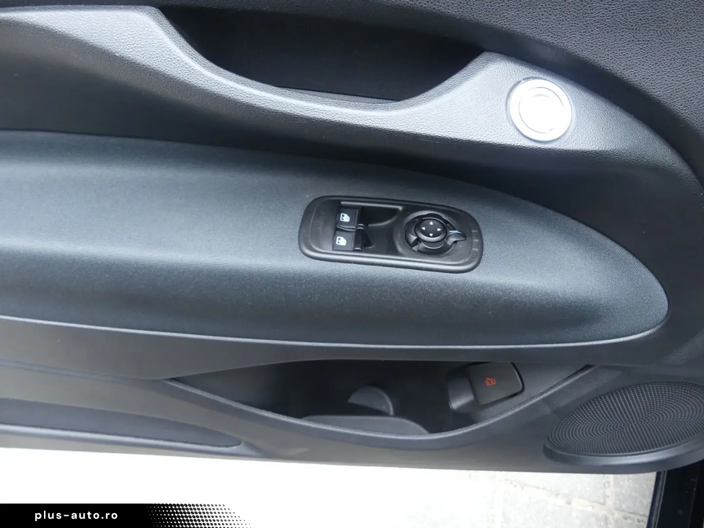 FIAT 500e Icon 70 KW NAVI DAB SPURHALT