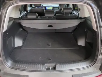 HYUNDAI SANTA FE MY25 1.6 T-GDi HEV 4WD Signature