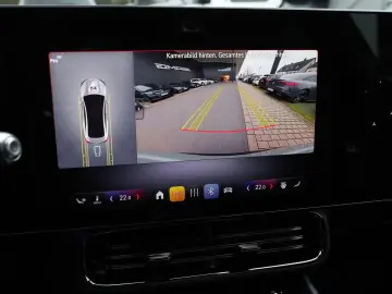 Mercedes-Benz CLA 200 AMG Night Panorama Superscreen Kamera