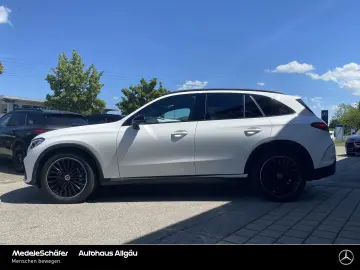 MERCEDES-BENZ GLC 220 d 4M AMG Night AHK Distro   20