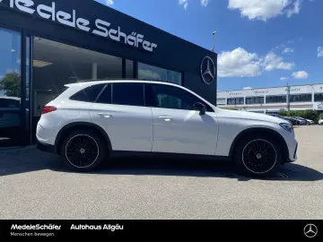 MERCEDES-BENZ GLC 220 d 4M AMG Night AHK Distro   20