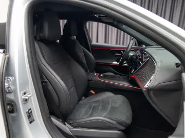 Mercedes-Benz E 200 4MATIC NEW MODELL