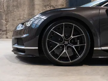 BUGATTI CHIRON SPORT   GREY CARBON