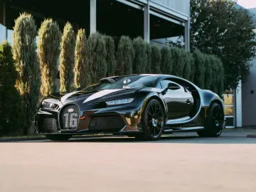 BUGATTI Chiron