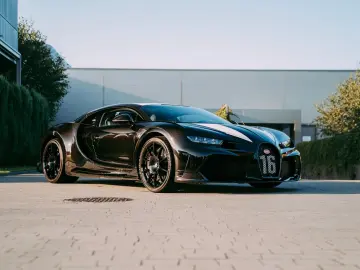 BUGATTI Chiron