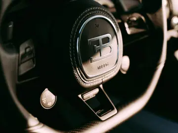 BUGATTI Chiron