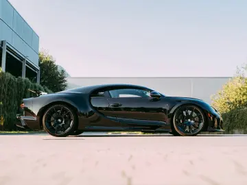 BUGATTI Chiron