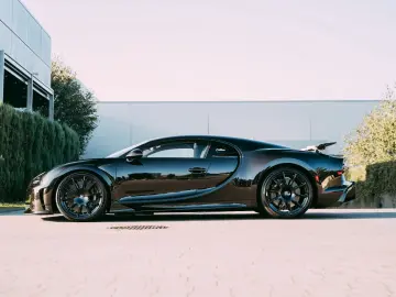 BUGATTI Chiron