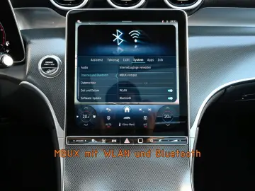 MERCEDES-BENZ GLC 220 d 4M ACC AHK PANO STANDHZ