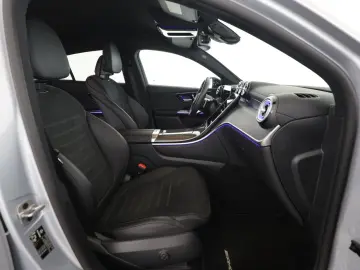 MERCEDES-BENZ GLC 220 d 4M Coupé AMG Night AHK Digital Light