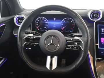 MERCEDES-BENZ GLC 220 d 4M Coupé AMG Night AHK Digital Light