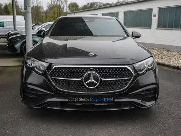 MERCEDES-BENZ E 300 de 4M AMG Rückfahrkamera Totwink…