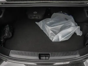 MERCEDES-BENZ E 300 de 4M AMG Rückfahrkamera Totwink…