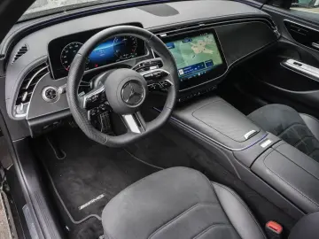 MERCEDES-BENZ E 300 de 4M AMG Rückfahrkamera Totwink…