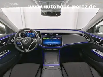 MERCEDES-BENZ E 200 4Matic AVANTGARDE DIGI LIGHT-360…