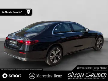 MERCEDES-BENZ E 200 4 Matic Avantgarde Digital Light…