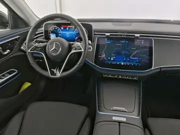 MERCEDES-BENZ E 220 d 4M   AVANTGARDE MEMO 360 DISTR KAMERA