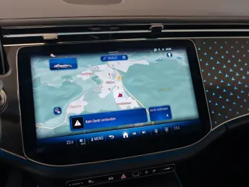 MERCEDES-BENZ E 220 d 4M Avantgarde Advanced  LED Ka…
