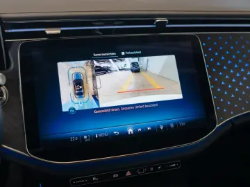 MERCEDES-BENZ E 220 d 4M Avantgarde Advanced  LED Ka…
