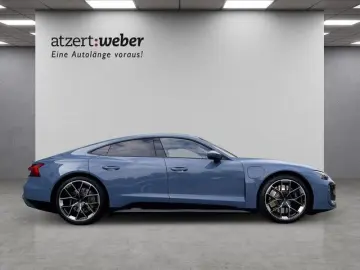 AUDI RS e-tron GT Pano Laser StdHz HeadUp 21  Massage