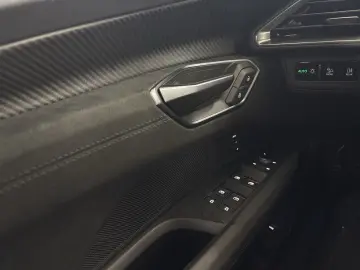 AUDI RS e-tron GT quattro PANO B&O 360CAM LM21 HEADUP