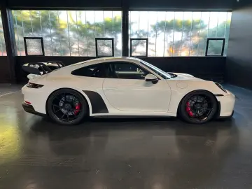 PORSCHE 992 GT3 Schalter Clubsport Approved Service neu