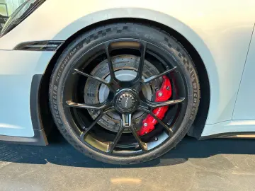 PORSCHE 992 GT3 Schalter Clubsport Approved Service neu