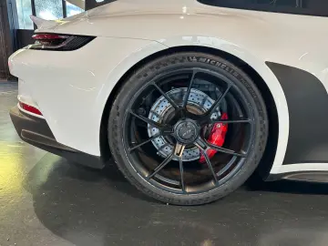 PORSCHE 992 GT3 Schalter Clubsport Approved Service neu
