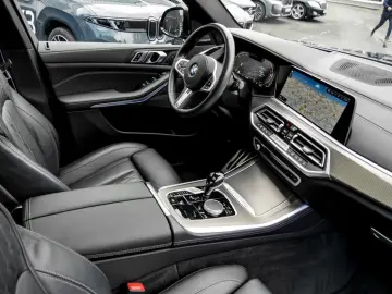 BMW X5 xDrive40i M SPORT AHK PANO HuD H K DA PROF 36